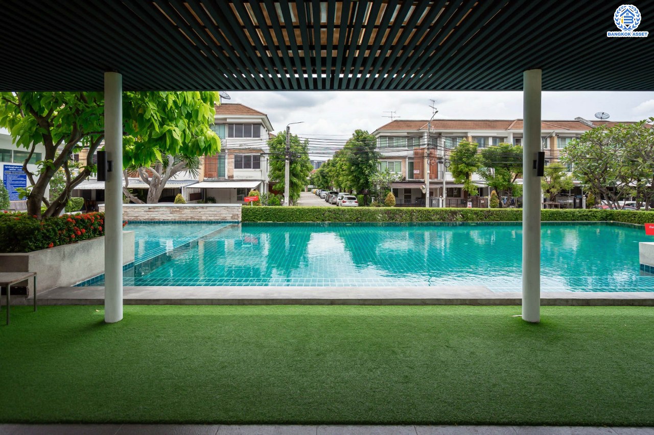 บ้านมือสองตกแต่งใหม่ ทาวน์โฮม 3 ชั้น ม.ทาวน์พลัส เพชรเกษม-บางแค เนื้อที่ 19.4 ตร.ว. ฟังก์ชัน 3 ห้องนอน 3 ห้องน้ำ จอดรถได้ 1 คัน รองรับทุกกิจกรรม บนทำเลเชื่อมต่อหลายเส้นทาง ใกล้จุดขึ้นทางด่วน "วงแหวน-กาญจนาภิเษก" และรถไฟฟ้าสายสีน้ำเงิน "สถานีบางแค"